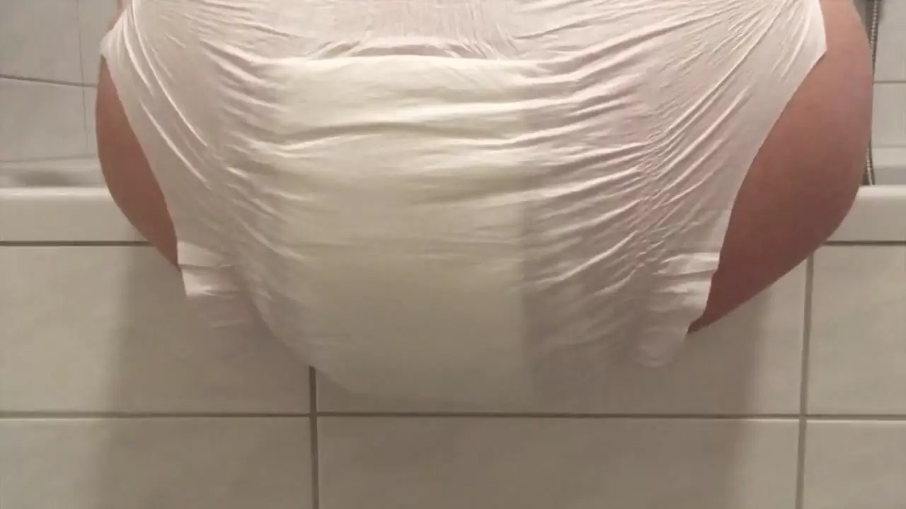 Baby guy is pooping a lot in white diapers Pervert Tube