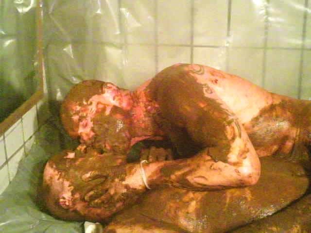 Extremely perverted gay scat seating and smearing shit xxx XXX Porn Video  - PervertTube.com