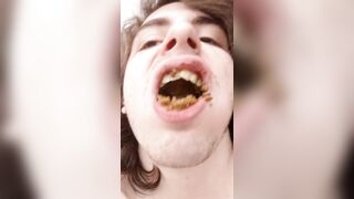 Crazy Tranny Eats Dog Shit