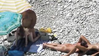 Amateur couple filmed by voyeur having sex on the beach xxx porn video clip