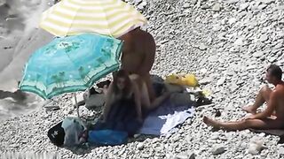 Amateur couple filmed by voyeur having sex on the beach xxx porn video clip