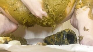 Dirty poop girl inserting her own shit in the pussy and drills it with dildo