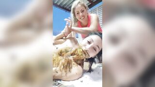 Horny scat mature shitting in young lesbian's mouth then kisses her xxx porn video