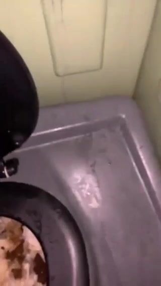 320px x 570px - She eats stranger's scat in a porta potty xxx | Pervert Tube