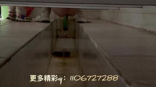 Women poop in dirty toilets 10
