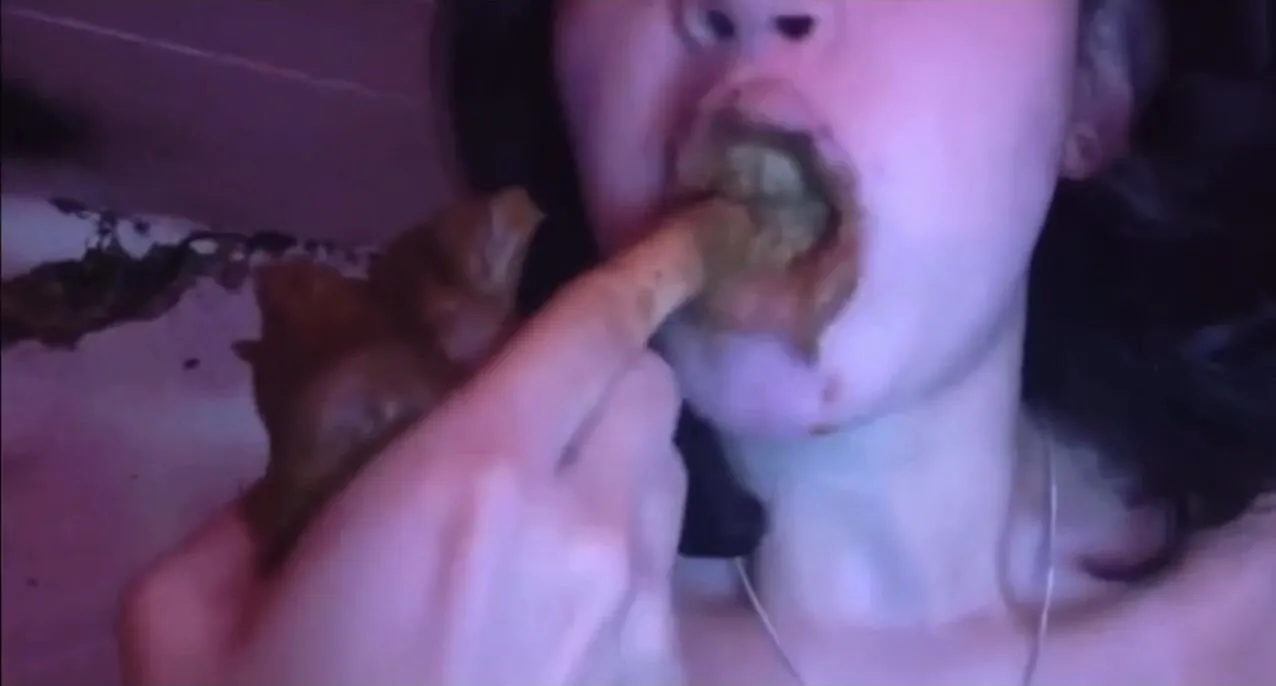 scat eating girls 