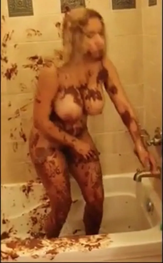 smearing shitt.com bigboobs Big boobs scat slut smearing shit on her all body and in hair XXX Porn  Video - PervertTube.com