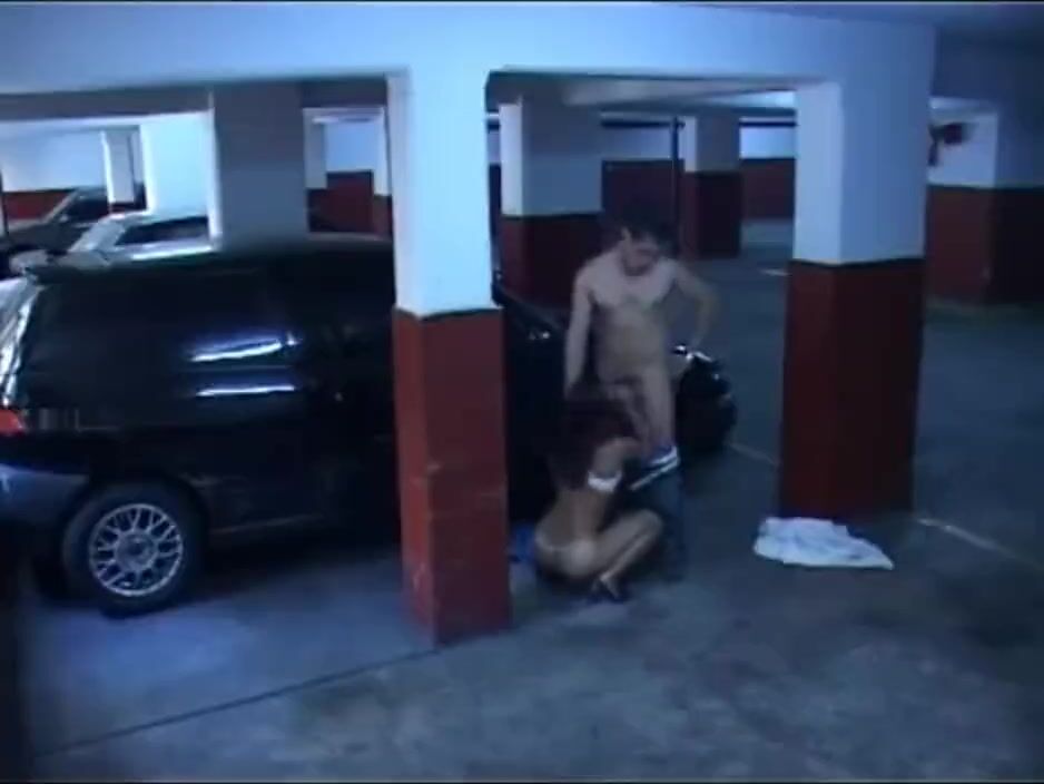 938px x 704px - Naughty couple gets caught fucking in the public car park xxx porn video |  Pervert Tube